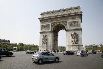 Fototapeta na wymiar arc de triomphe - paris.