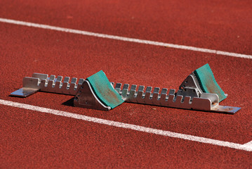 running starter on the track