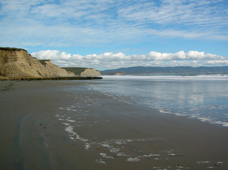 plage et falaise de calcaire