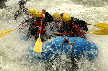 splash action rafting