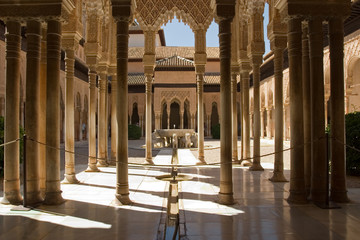 lions patio in alhambra - obrazy, fototapety, plakaty