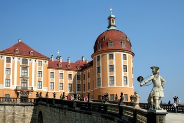 schlosseingang moritzburg