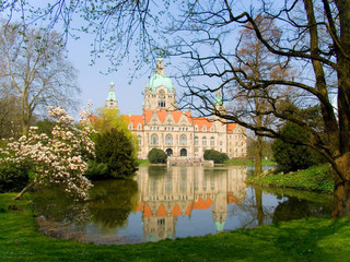 the hanover town hall in the spring