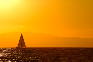 Fototapeta na wymiar sailing