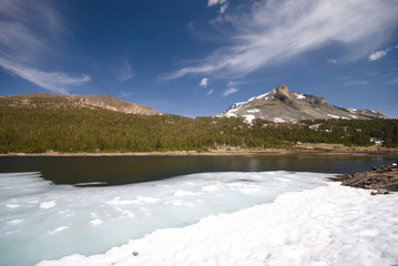 alpine lakes and mountains in the high sierra