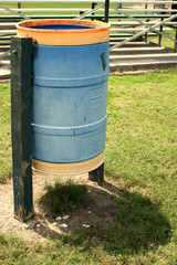 Fototapeta premium metal trash can