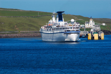 cruise ship