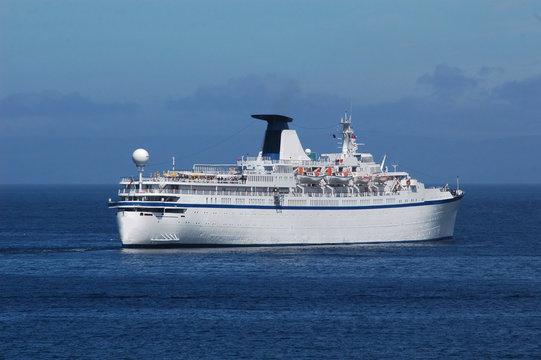 cruise ship leaving