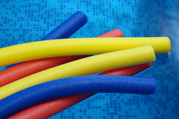 aqua noodles