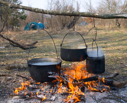 boild water in pot