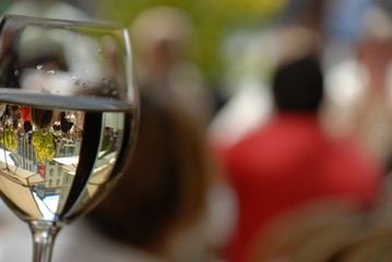 weinglas im café