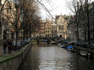 Fototapeta na wymiar canal in amsterdam