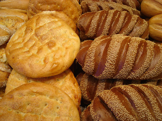 flat cakes and loafs