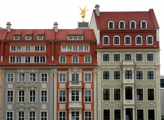 bürgerhäuser neben der frauenkirche