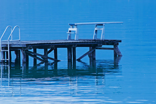 plongeoir sur un lac