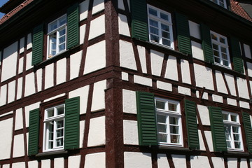 fachwerk-eckhaus
