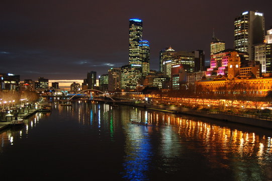 a melbourne city night