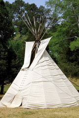 teepee © EyeMark