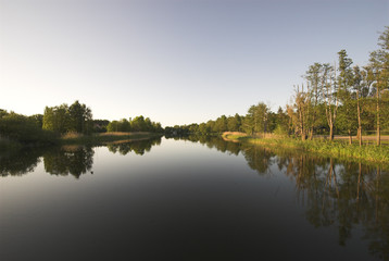 Fototapeta na wymiar Malownicza rzeka szwedzka