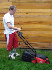 tondre la pelouse