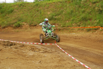quad7