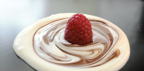 chocolate swirl with raspberry
