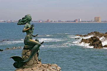 Mermaid and the Sea