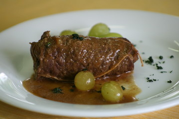 alouette de boeuf aux raisin2