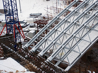 Construction  of a festival amphitheater roof in Vitebsk 