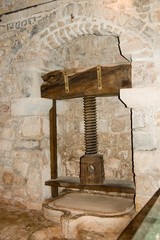 Vieux pressoir &agrave; huile