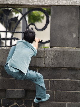 parcours klettern und springen in der gro&szlig; stadt