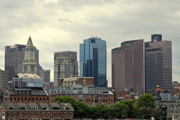 Fototapeta na wymiar boston skyline from harbor