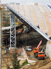 Construction  of a festival amphitheater roof in Vitebsk 