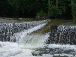 Moret sur Loing-cascade