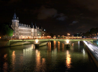 Fototapeta na wymiar The Seine - Night Lights