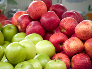 apples
