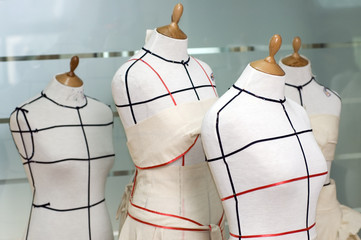 Four Taylor mannequines.