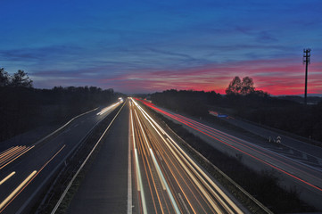 Obraz premium Autbahn bei Nacht