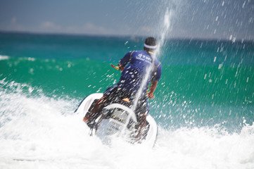 Naklejka premium through the wave