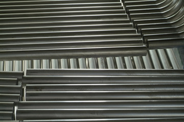 Parallel steel tubes in two layers. 
