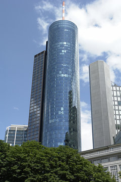 Maintower