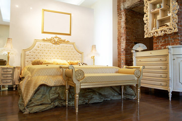 Beautiful and modern bedroom in dear hotel