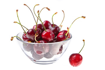 Cooled sweet cherries