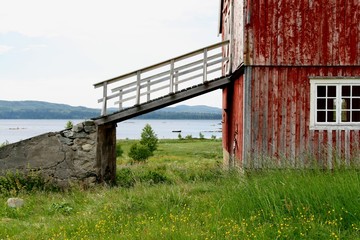 Fototapeta premium Barn with bridge