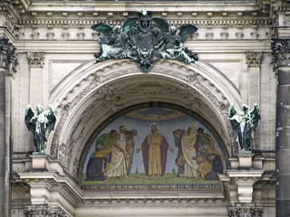 mosaik bild am berliner dom