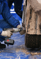 Rally car wheel change