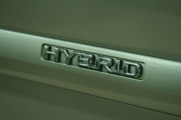 car hybrid sign