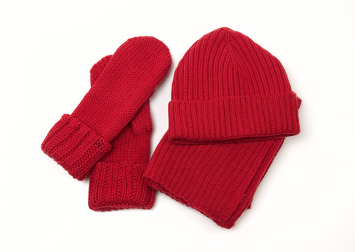 Red knitted cap, scarf and gloves