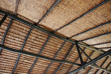 The traditional roof made from leafs.