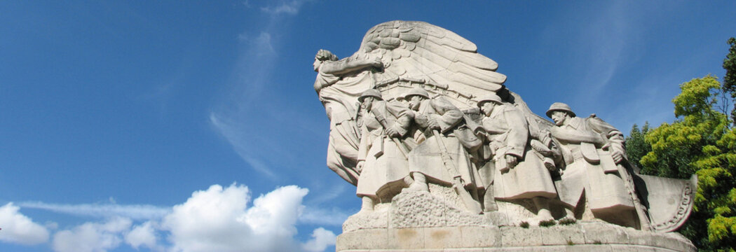 cambrai - monument au morts 14-18